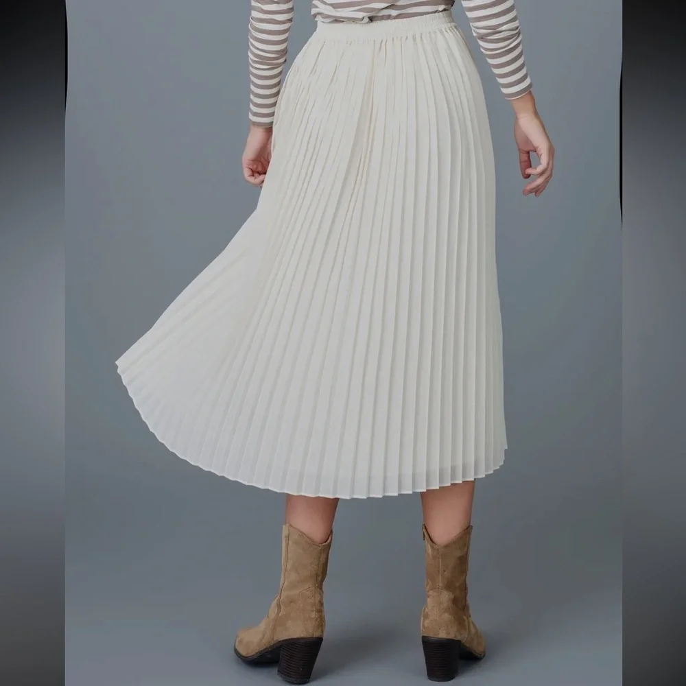 NIP cream colored pleated mid-calf length skirt M - Picture 2 of 9